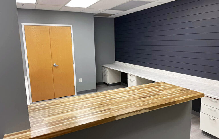 closets and beyond kitchen 1